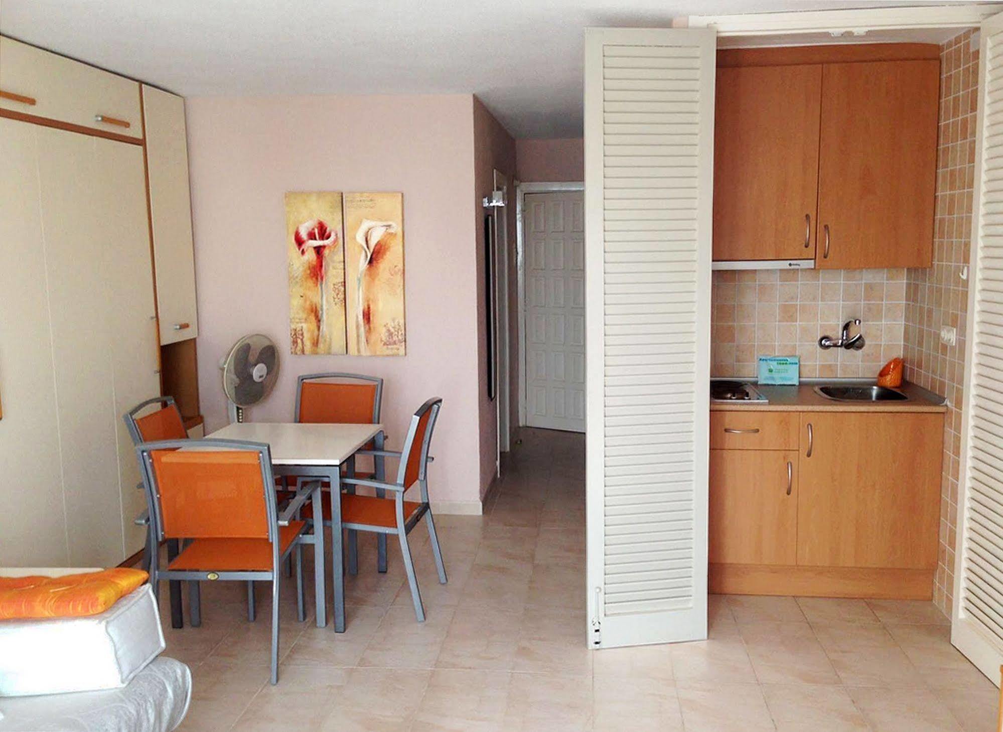 Apartamentos Complejo Eurhostal Alcoceber Exterior photo
